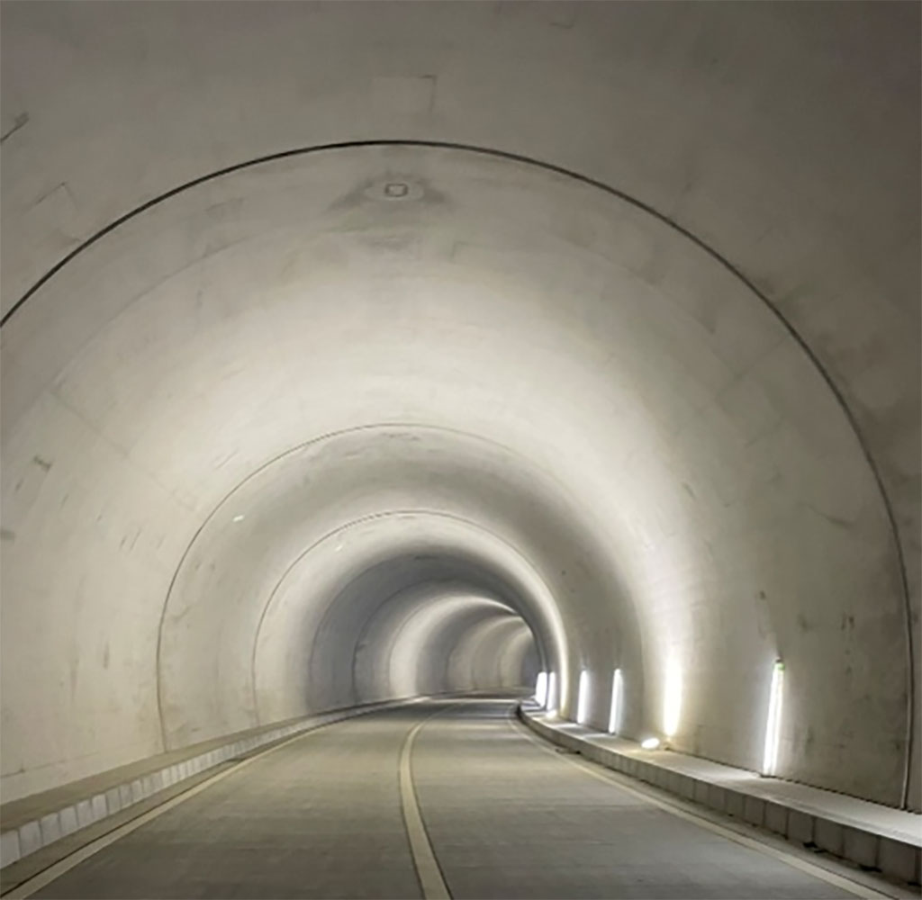 主要地方道平戸田平線道路改良工事（（仮称）向月トンネル）