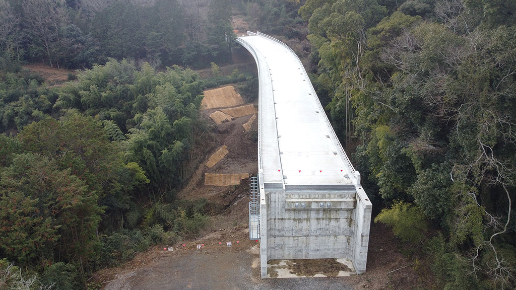 川棚西部地区３号橋梁上部工事（その２）
